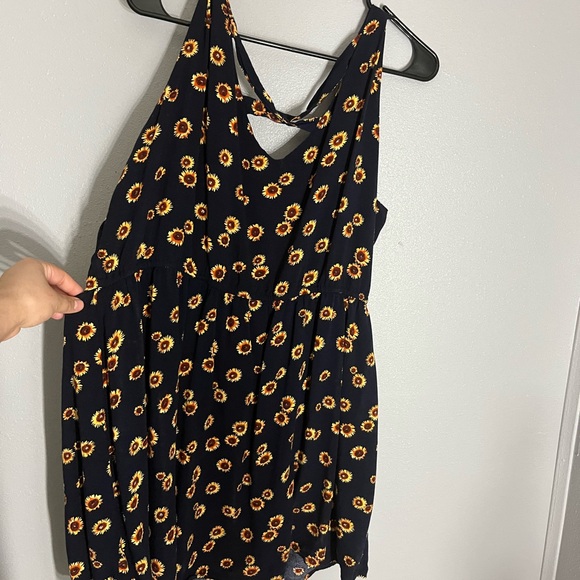 Floral Black Dress just found 2XL - Picture 4 of 4